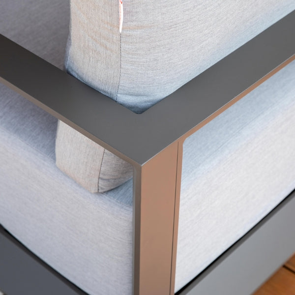 Elementi Newport Aluminum Lounge Chair OS2505S