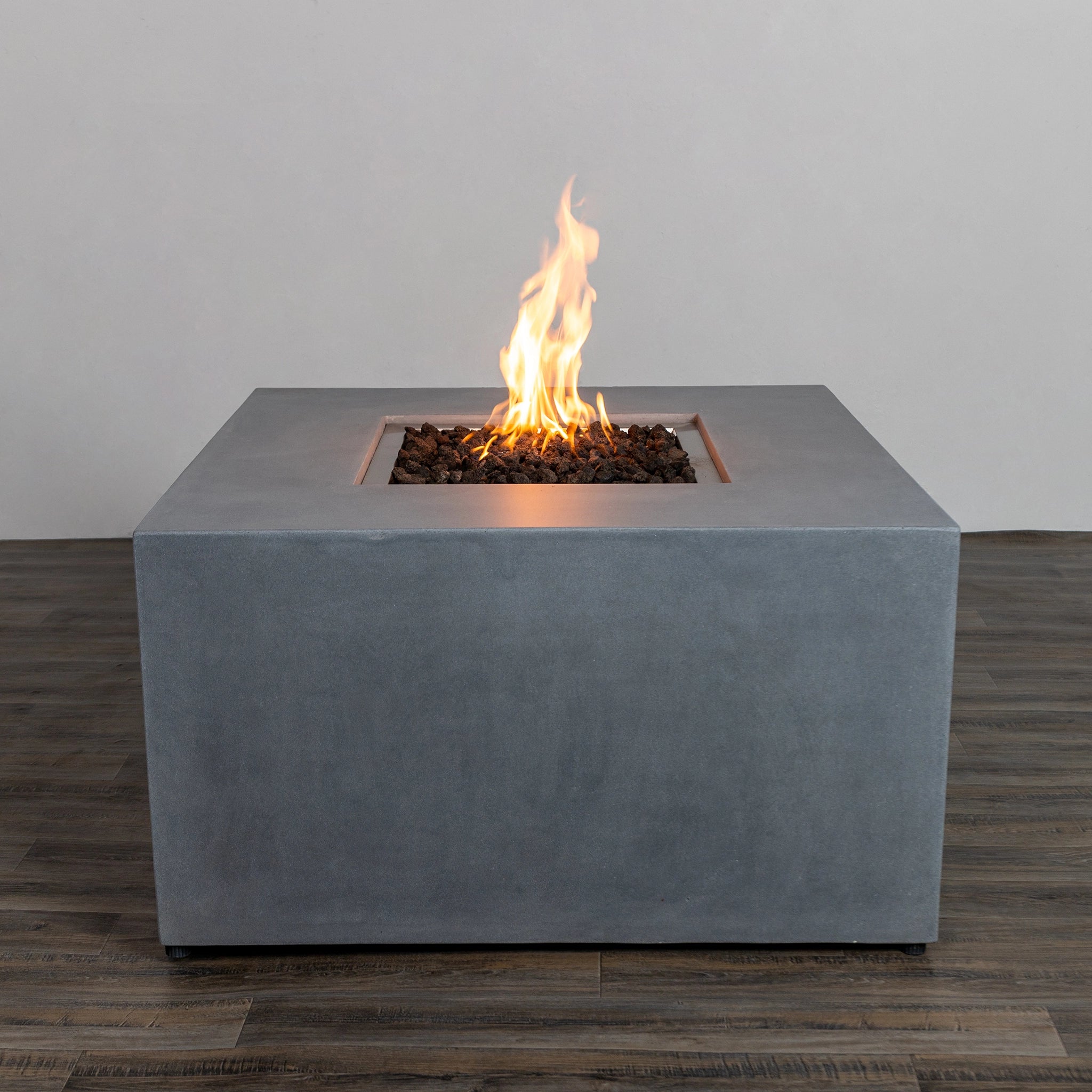Starfire Designs Beton Square Concrete LPT Fire Pit