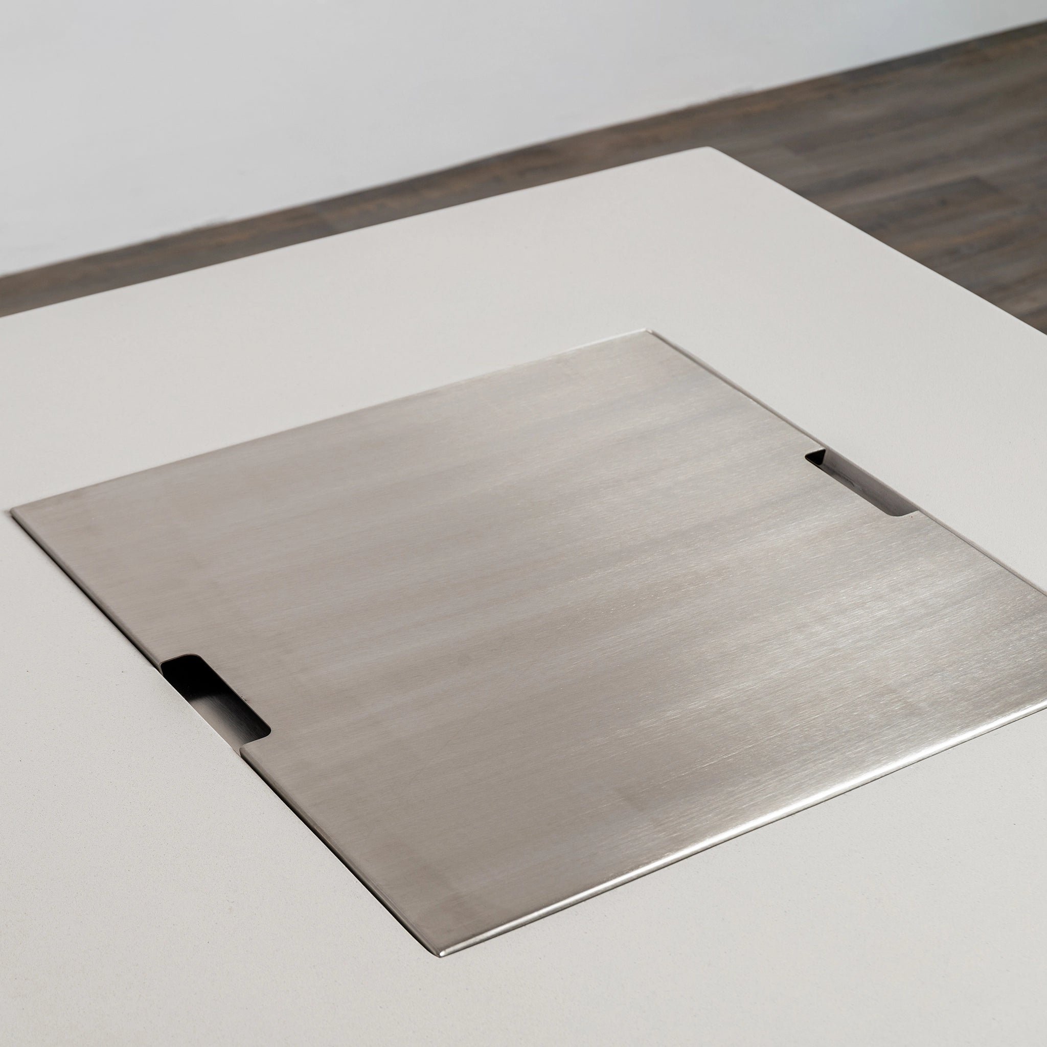 Starfire Designs Beton Square Concrete LPT Fire Pit