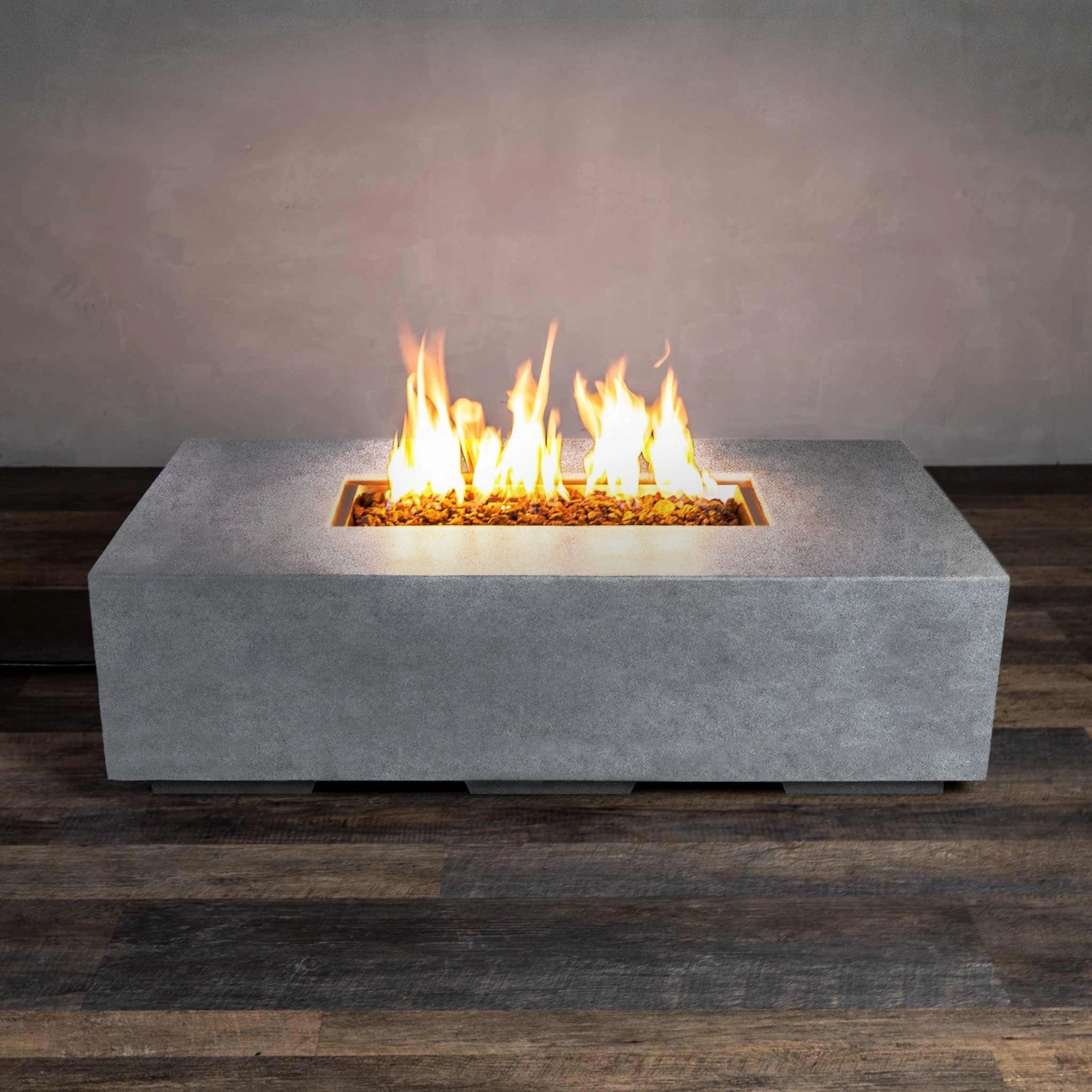 Starfire Designs Beton Rectangle Concrete Gas Fire Pit Natural Gray with flames