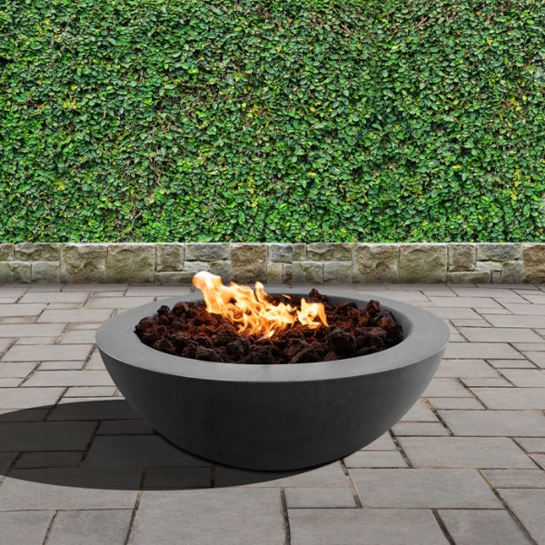 Stonelum Venicia 02 Concrete Fire Bowl graphite with fire on green background