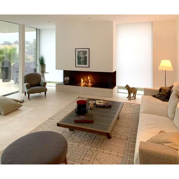 Ecosmart Bk5 Ethanol Burner With Flame On Installed In A White Wall