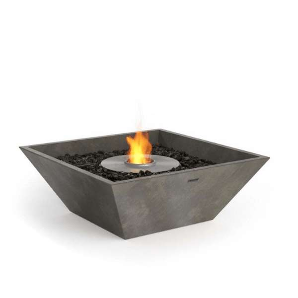 Ecosmart Nova 850 Bioethanol Freestanding Fire Pit With Flame On In Natural On A White Background