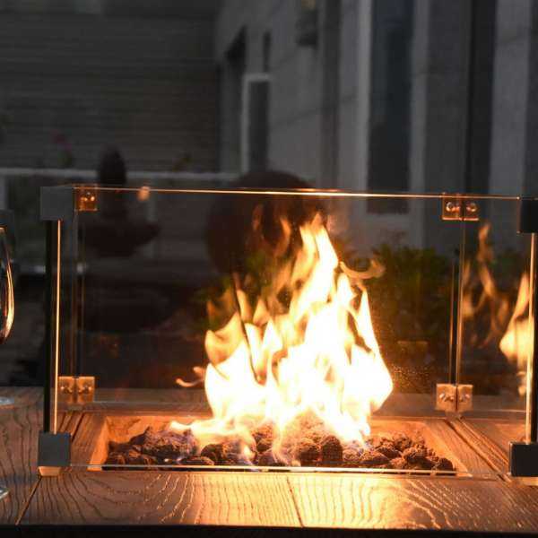     Elementi Rova Bar Table Flame